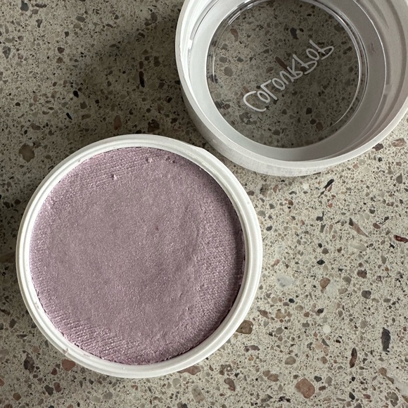 Like new! ColourPop Super Shock Highlighter in shade Hippo. - Picture 4 of 4